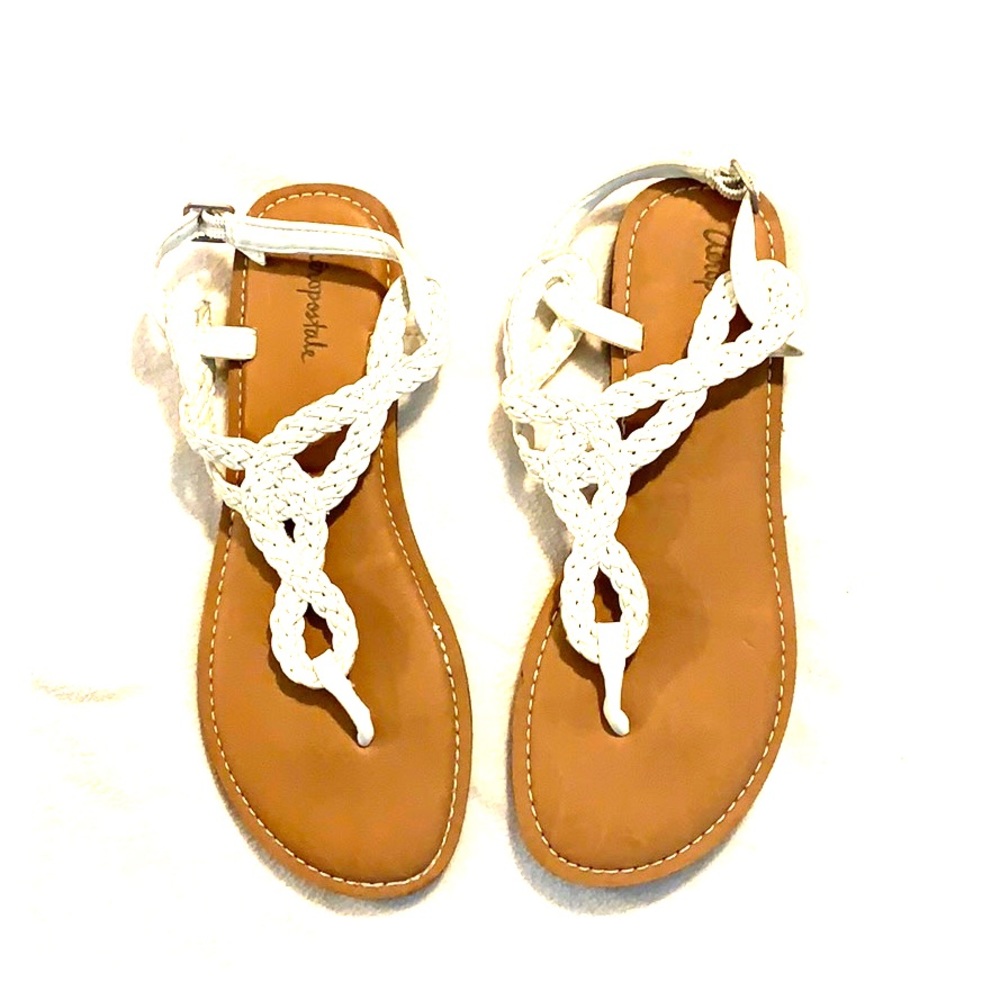 Aeropostale white sandals
